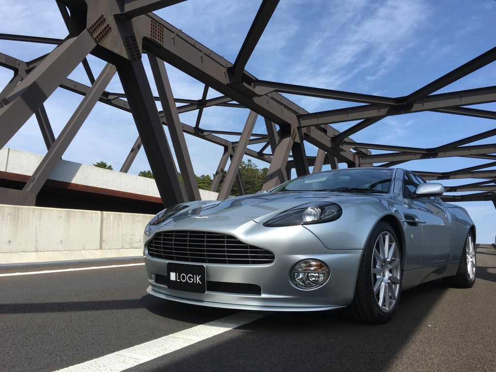 ASTON MARTIN VanquishS ➤➤➤ Coming soon！