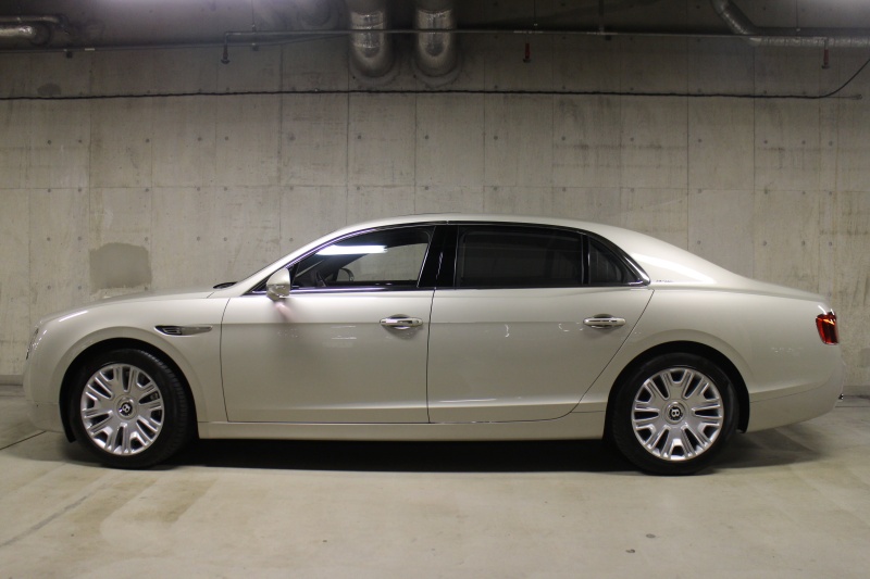 ベントレー フライングスパー Flying Spur W12 中古車 情報